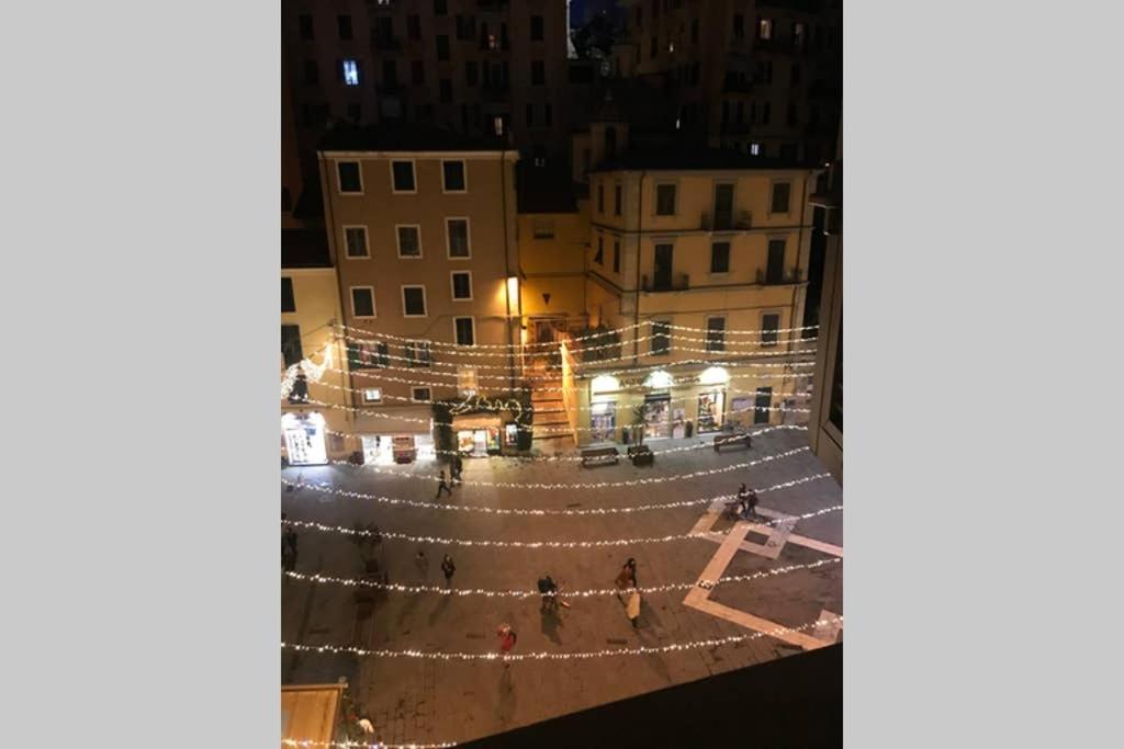 Apartament Casa Retro. Historic Center - La Spezia Zewnętrze zdjęcie